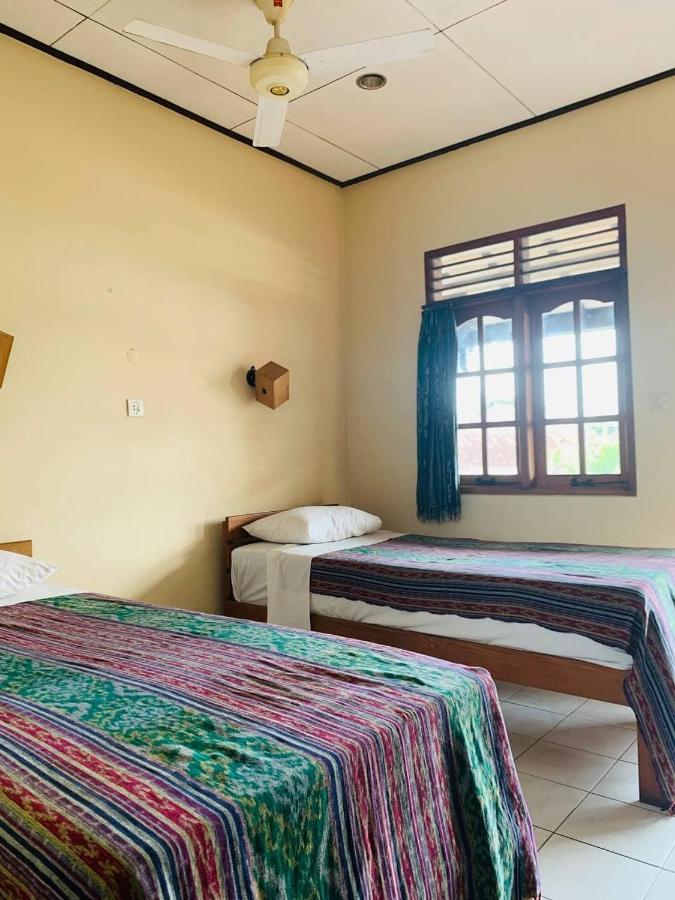 Prambanan Guesthouse ジョグジャカルタ エクステリア 写真