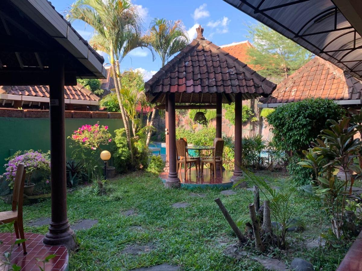 Prambanan Guesthouse ジョグジャカルタ エクステリア 写真
